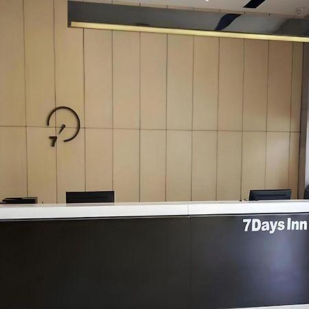 7 Days Inn Luzhou Commercial Pedestrian Street Center Экстерьер фото