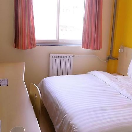 7 Days Inn Luzhou Commercial Pedestrian Street Center Экстерьер фото